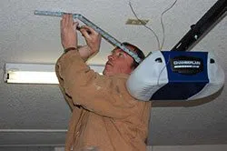 Exclusive Garage Door Repair Service McLean, VA 571-389-7229
